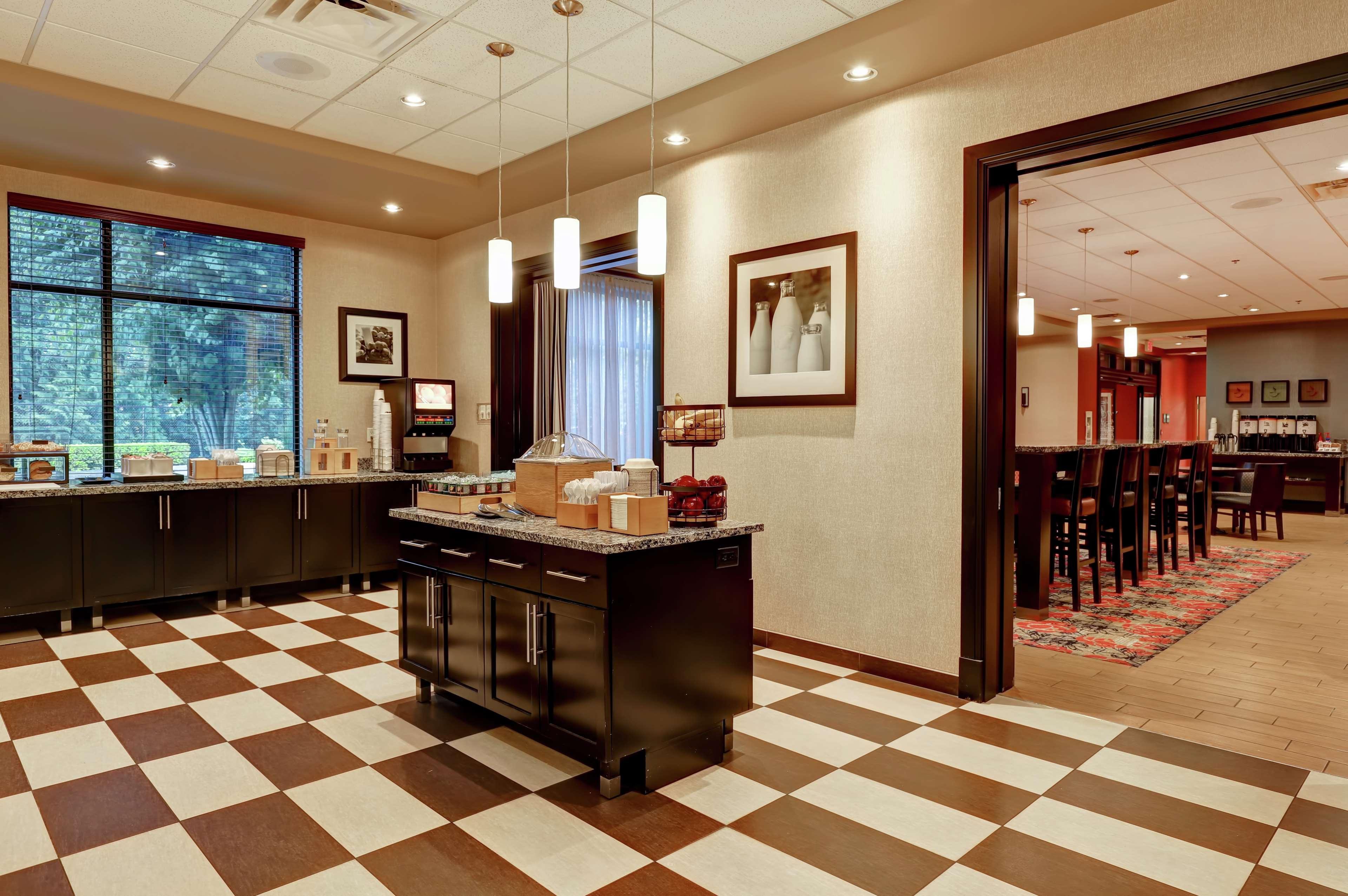 Hampton Inn By Hilton Chilliwack Buitenkant foto