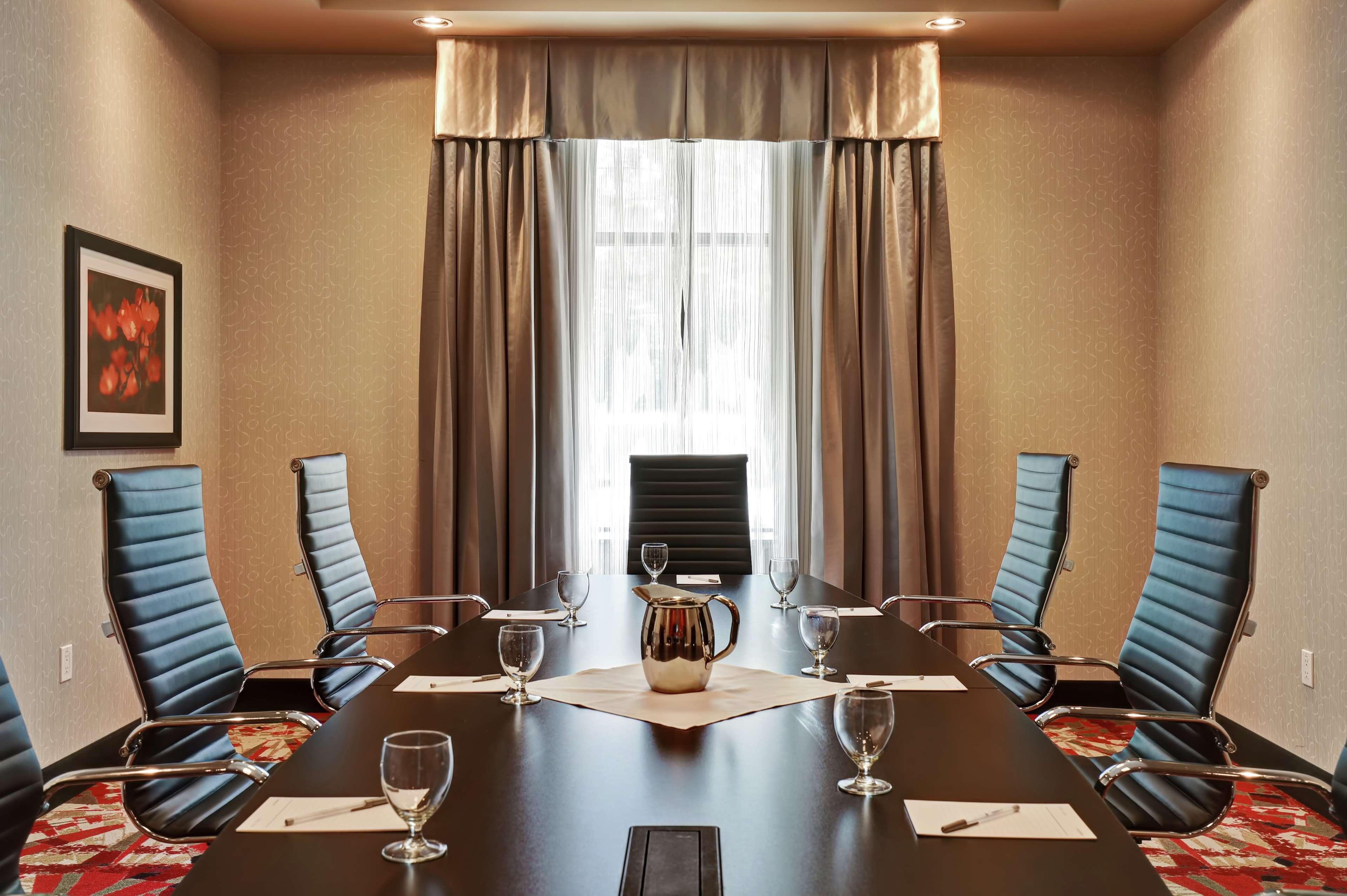 Hampton Inn By Hilton Chilliwack Buitenkant foto